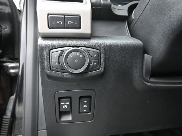 Used 2019 Ford F150 Lariat w/ Equipment Group 502A Luxury image 13