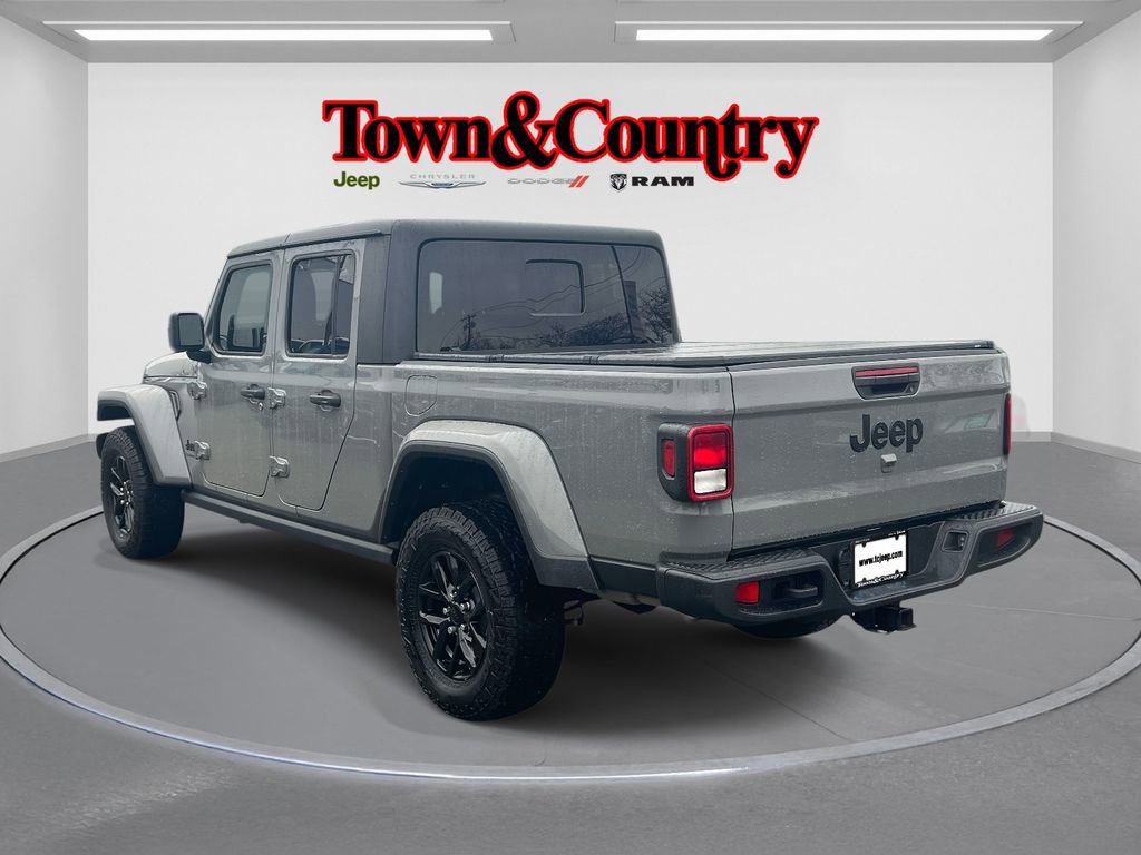 Certified 2022 Jeep Gladiator Sport image 4