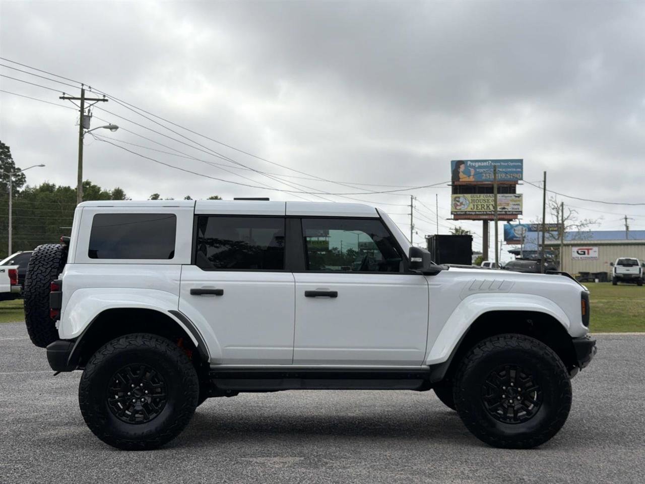 Used 2025 Ford Bronco Raptor image 7