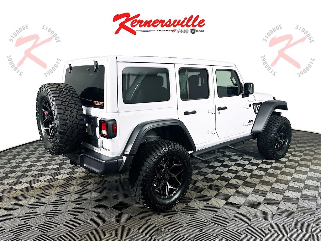 New 2025 Jeep Wrangler Willys image 7