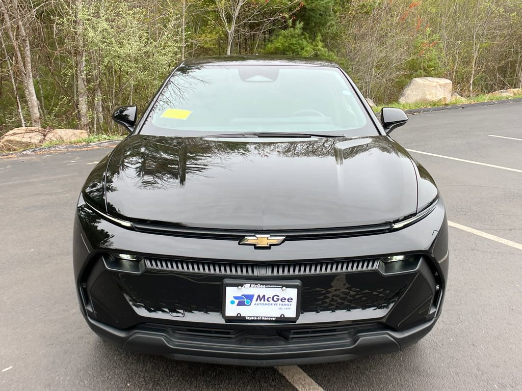 Used 2026 Chevrolet Equinox EV LT FWD image 8