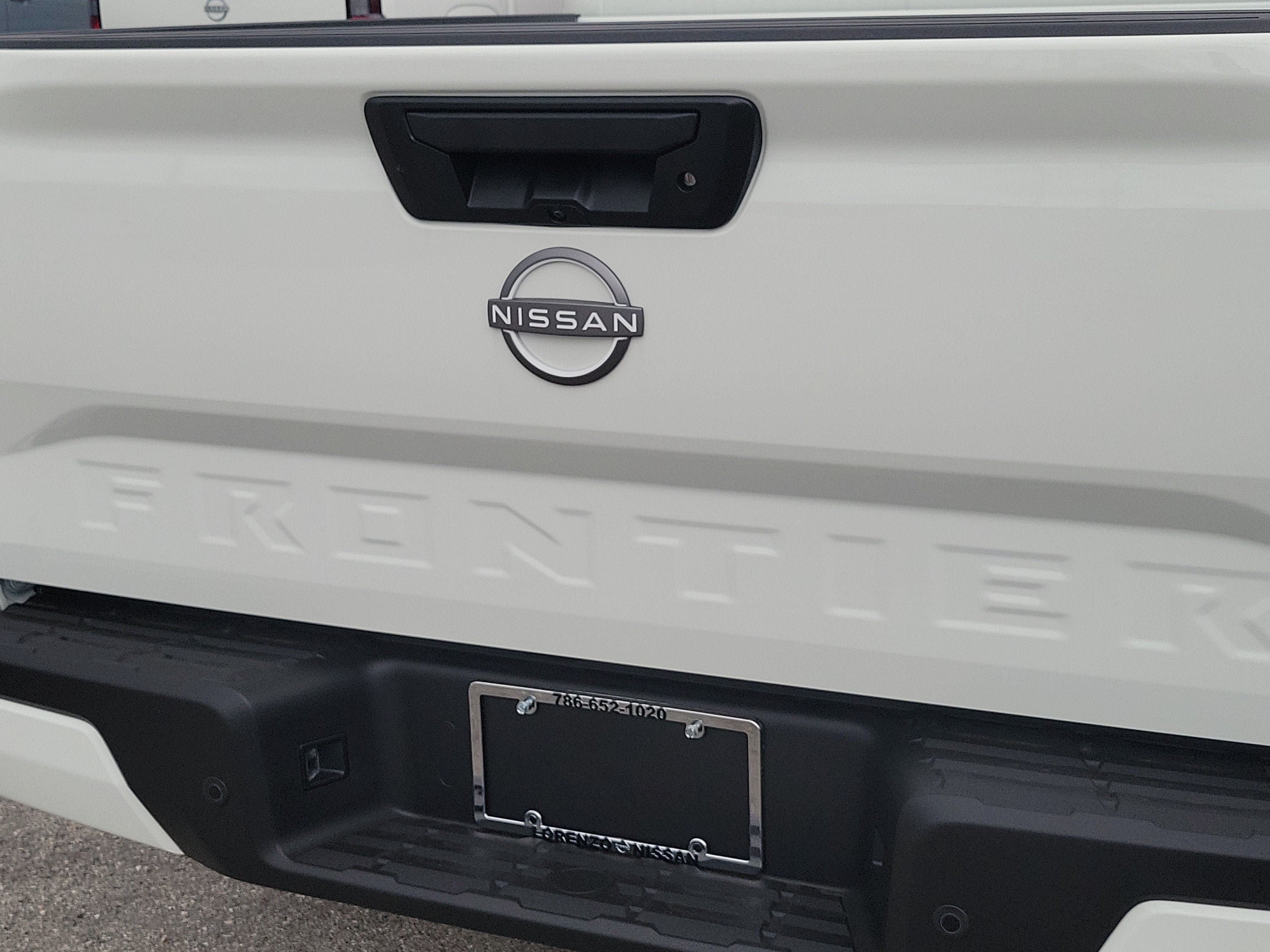 New 2027 Nissan Frontier SV RWD image 9