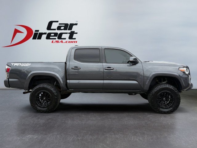 Used 2021 Toyota Tacoma TRD Sport AWD/4WD image 3