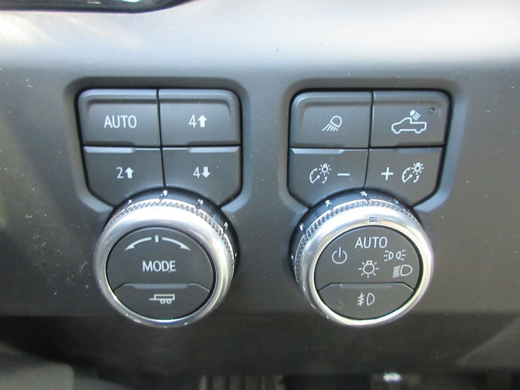 New 2026 GMC Sierra 1500 AT4 w/ AT4 Premium Package AWD/4WD image 19