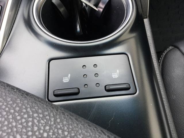 Certified 2018 Toyota Camry XSE FWD image 12