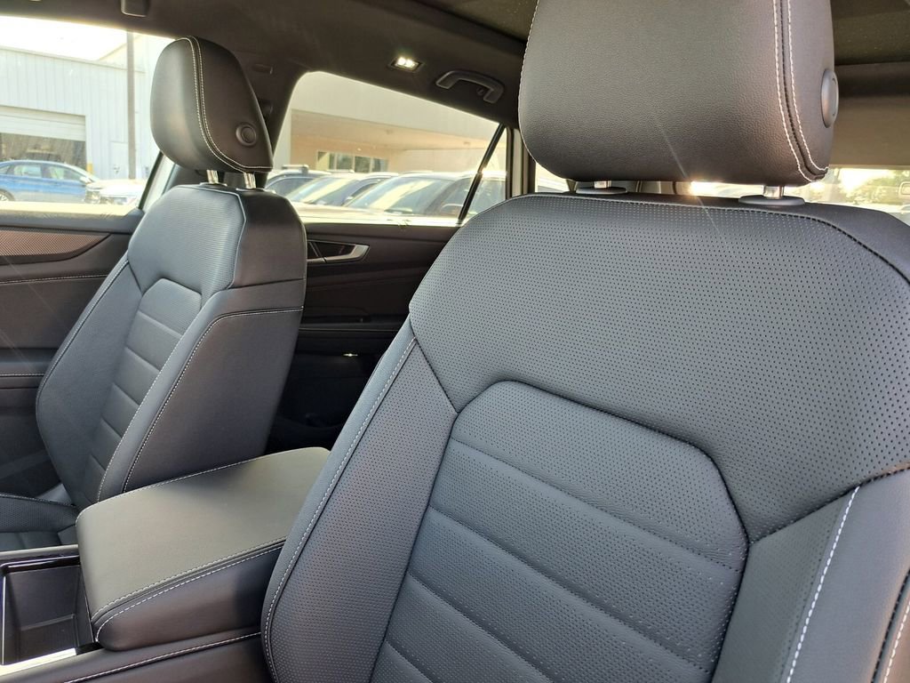 New 2026 Volkswagen Atlas Cross Sport SEL image 18