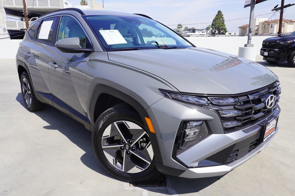 Used 2025 Hyundai Tucson SEL image 2