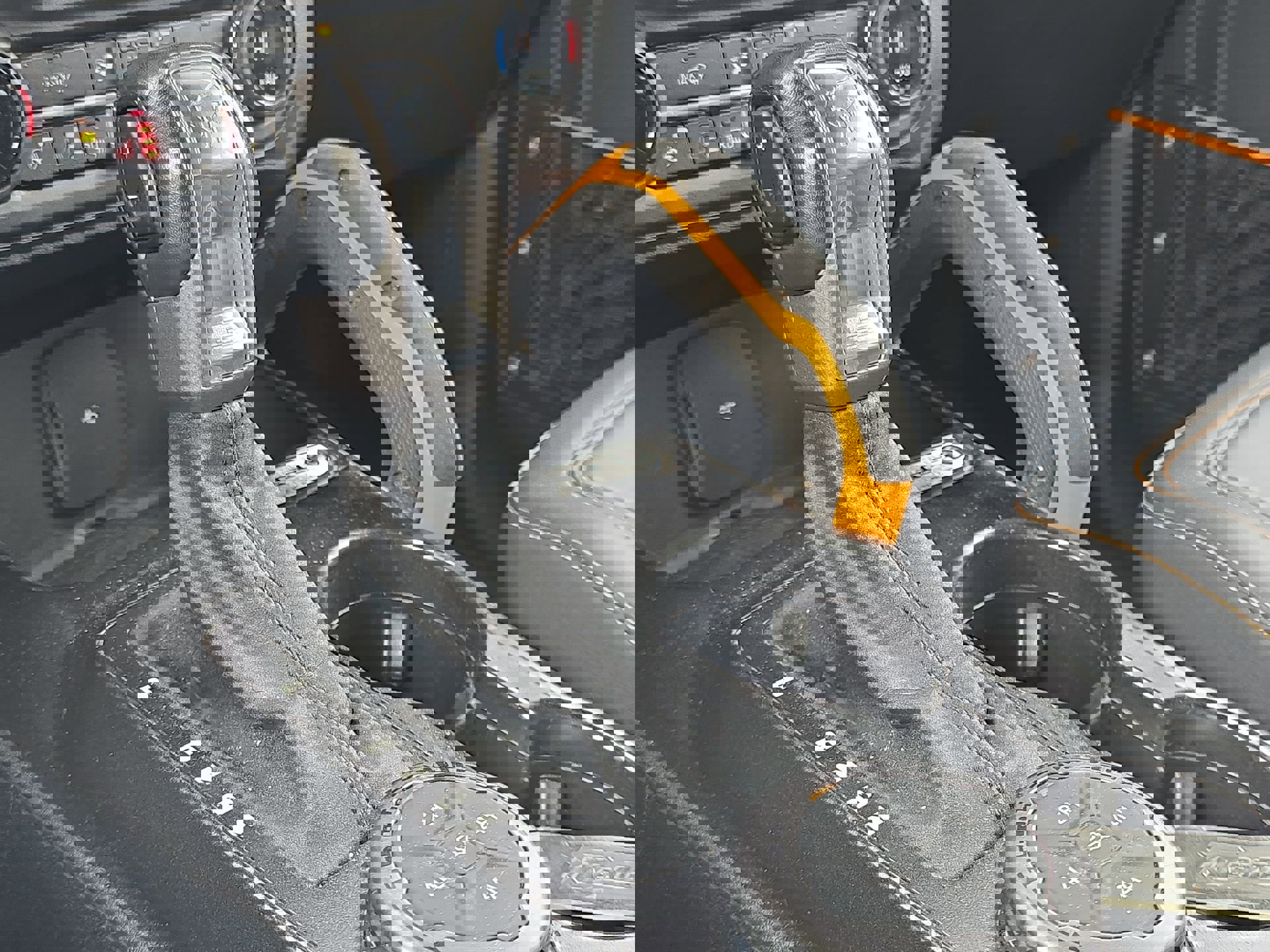 Used 2021 Ford Bronco Badlands image 19