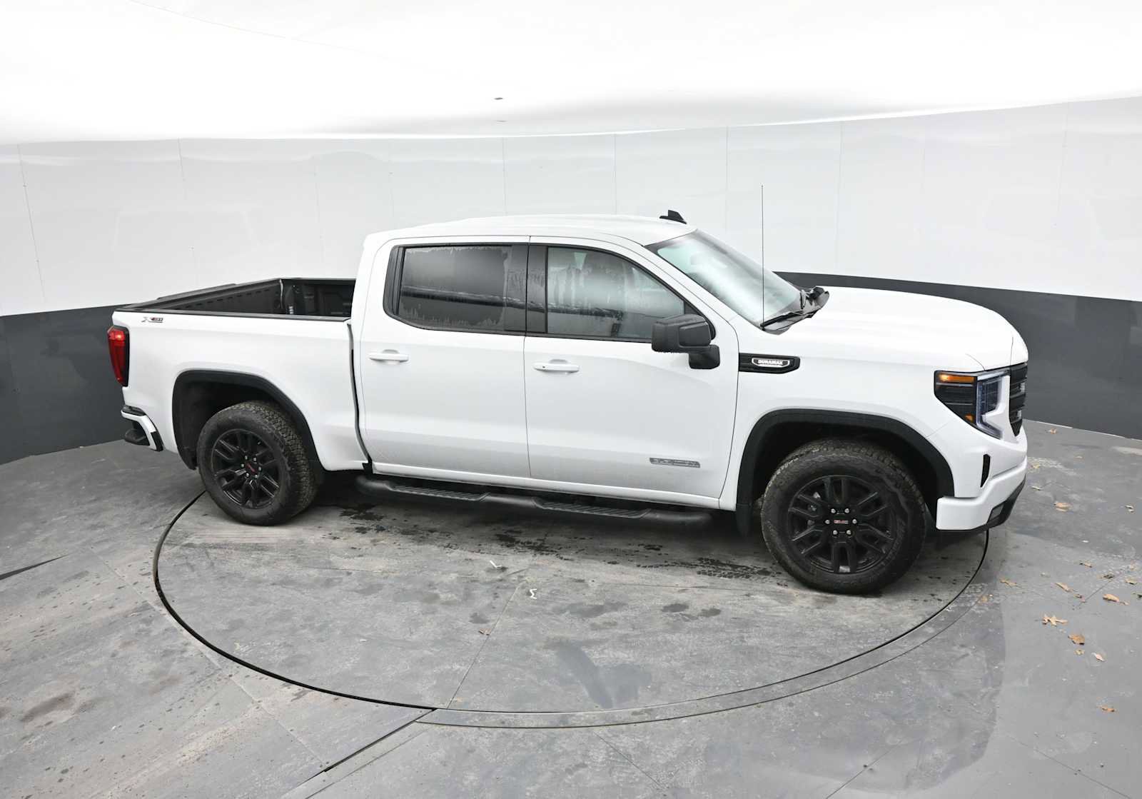 New 2026 GMC Sierra 1500 Elevation AWD/4WD image 32