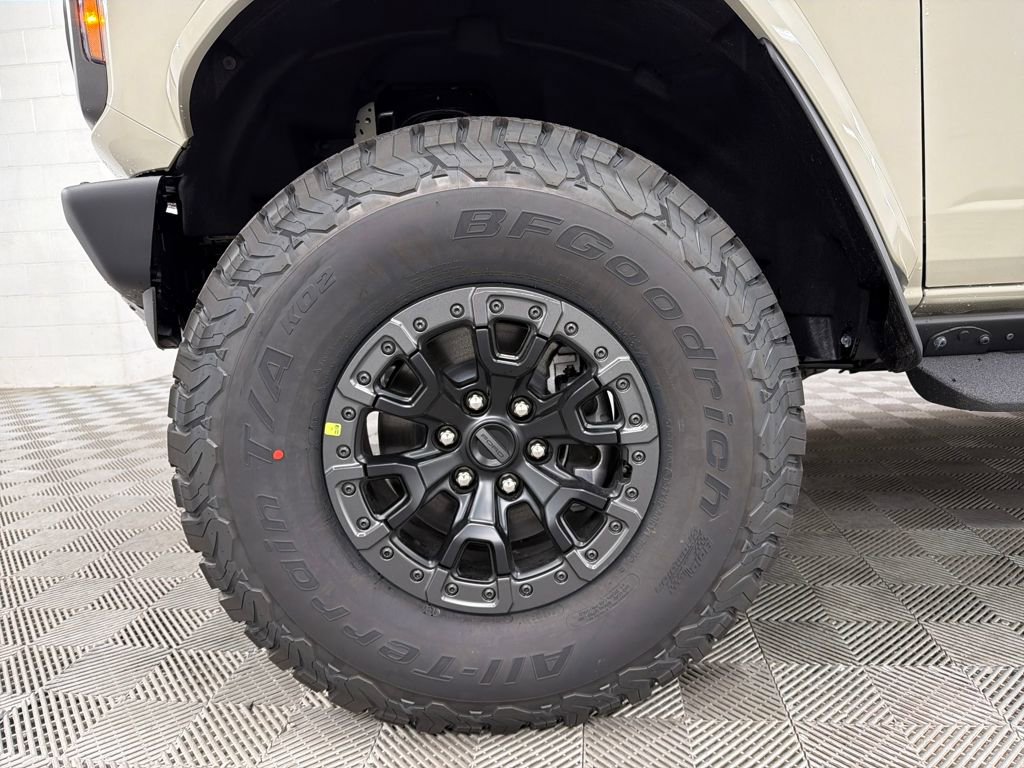 New 2025 Ford Bronco Raptor w/ Interior Carbon Fiber Pack image 11