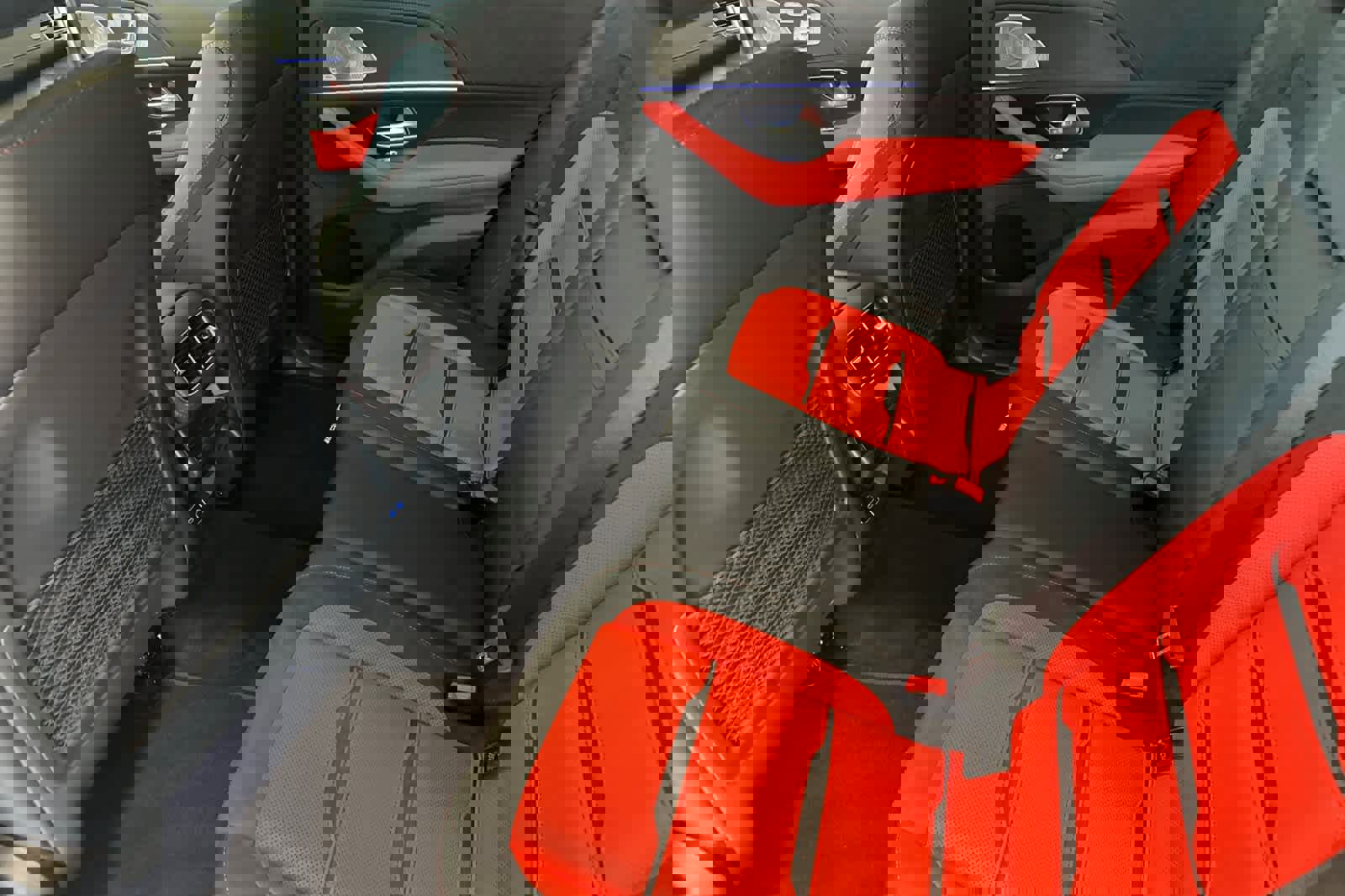 New 2025 Mercedes-Benz GLE 53 AMG 4MATIC image 11