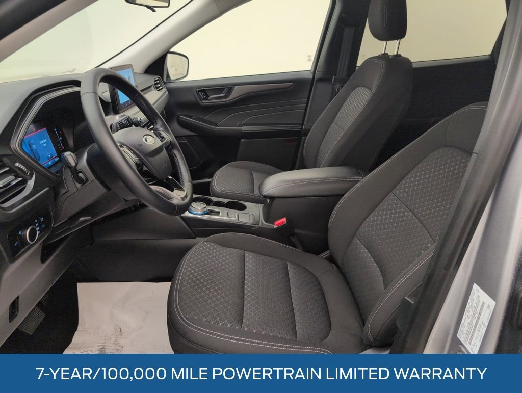 Certified 2024 Ford Escape Active w/ Cold Weather Package image 4