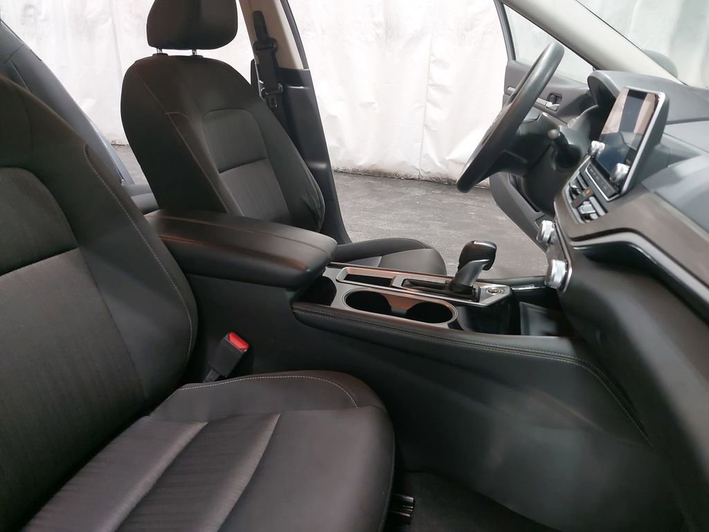 Used 2023 Nissan Altima 2.5 SV image 10
