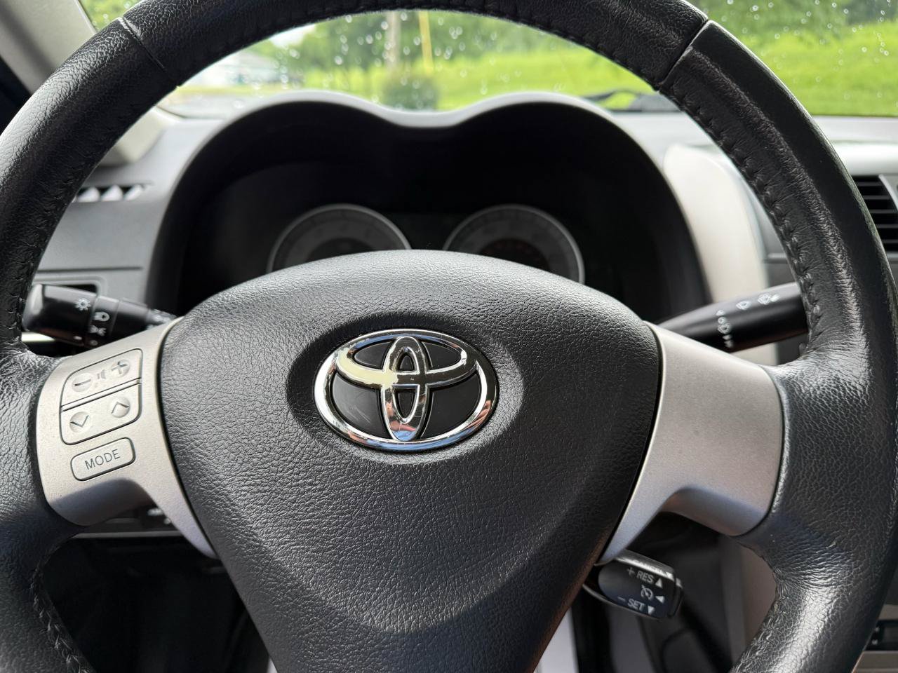 Used 2010 Toyota Corolla S FWD image 6