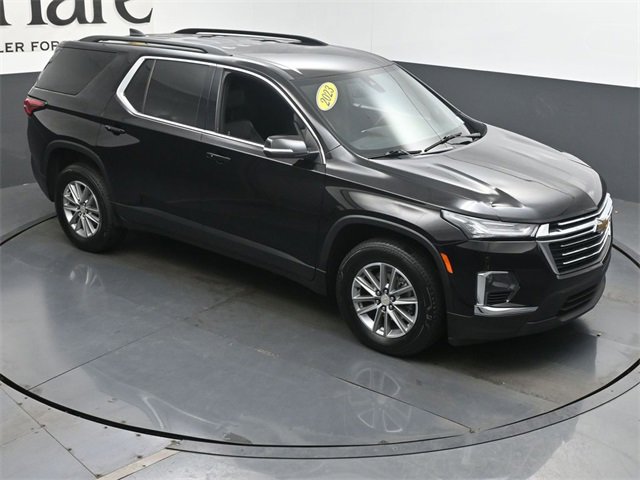Used 2023 Chevrolet Traverse LT image 48