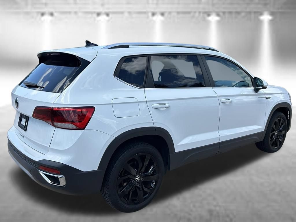 Certified 2023 Volkswagen Taos SE w/ Panoramic Sunroof Package FWD image 6
