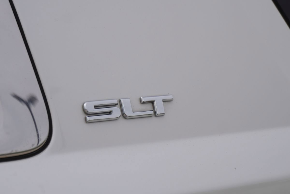Used 2017 GMC Yukon XL SLT w/ Open Road Package image 6