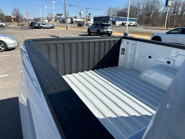 Used 2025 Chevrolet Silverado 1500 LT image 14