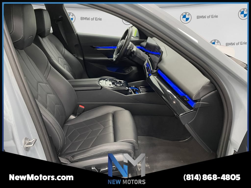 Certified 2024 BMW 540i xDrive w/ Premium Package AWD/4WD image 13