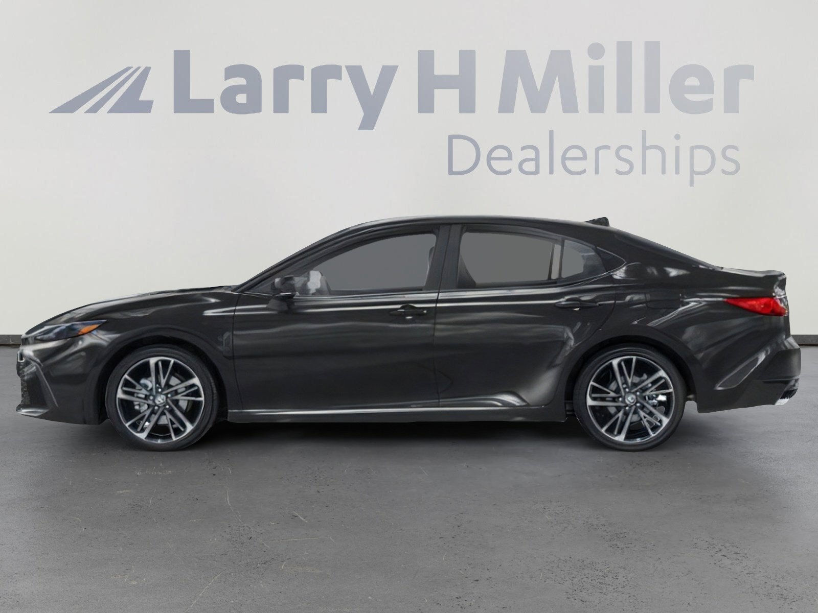 New 2026 Toyota Camry XSE FWD image 3