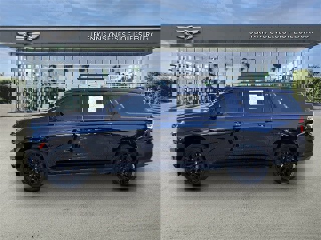 Used 2021 Chevrolet Suburban RST image 7