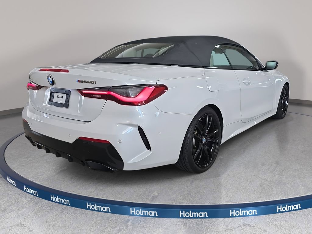 Used 2023 BMW M440i Convertible w/ Premium Package image 6