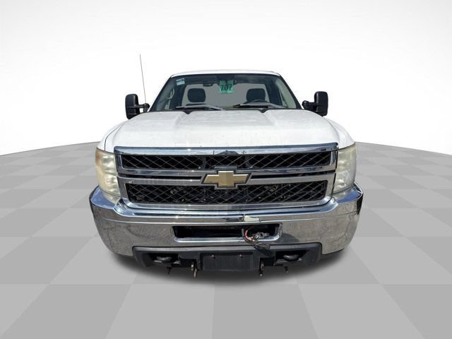 Used 2011 Chevrolet Silverado 2500 W/T AWD/4WD image 2