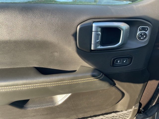 Used 2024 Jeep Wrangler Sahara w/ Technology Group image 18