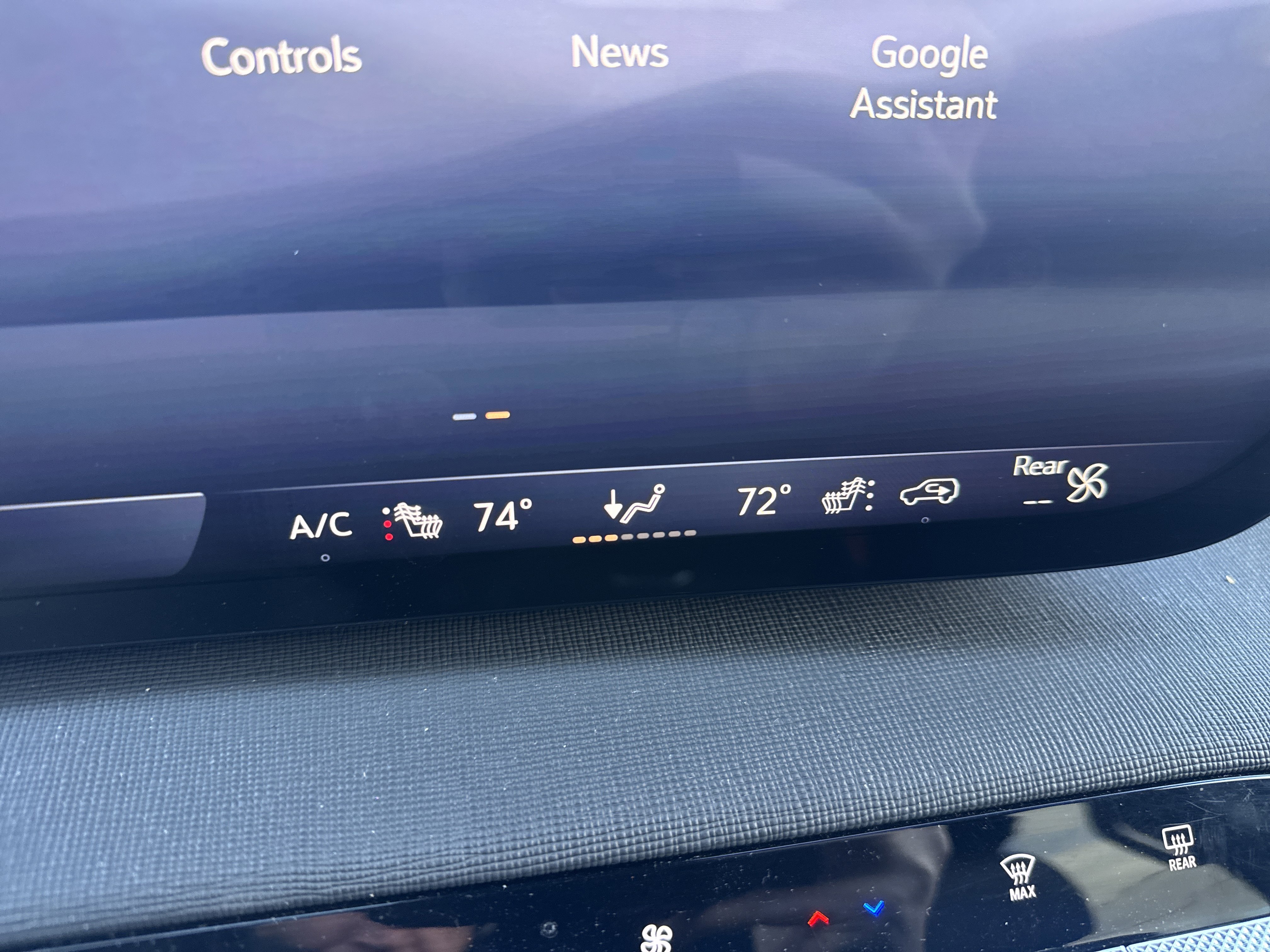 Used 2025 Buick Enclave Preferred image 29