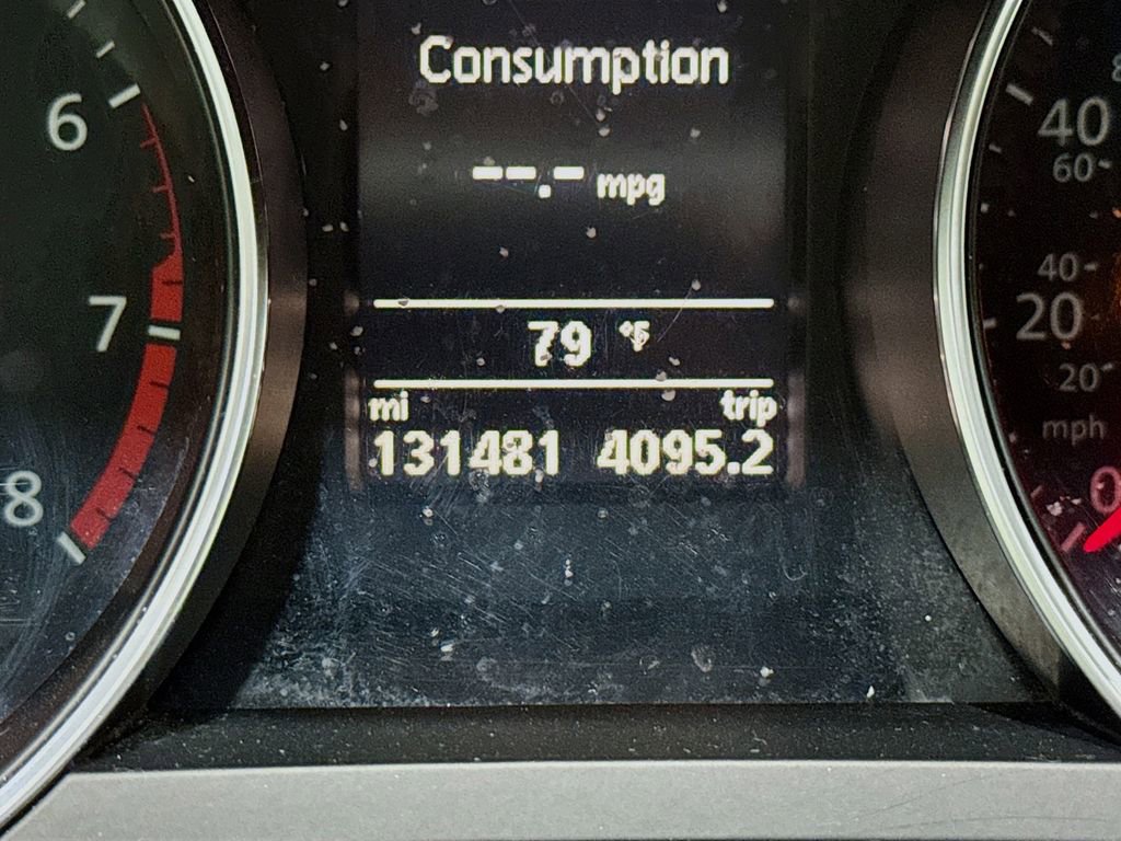 Used 2017 Volkswagen Jetta SE image 28