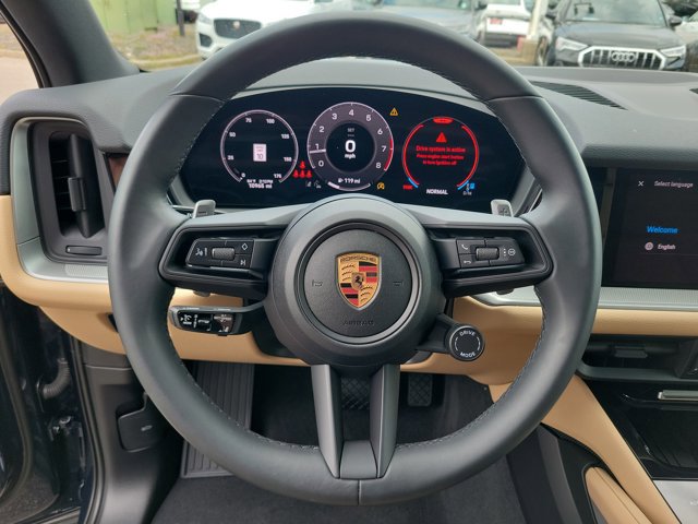 Certified 2025 Porsche Cayenne image 25