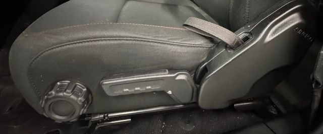 Used 2020 Jeep Gladiator Rubicon AWD/4WD image 25
