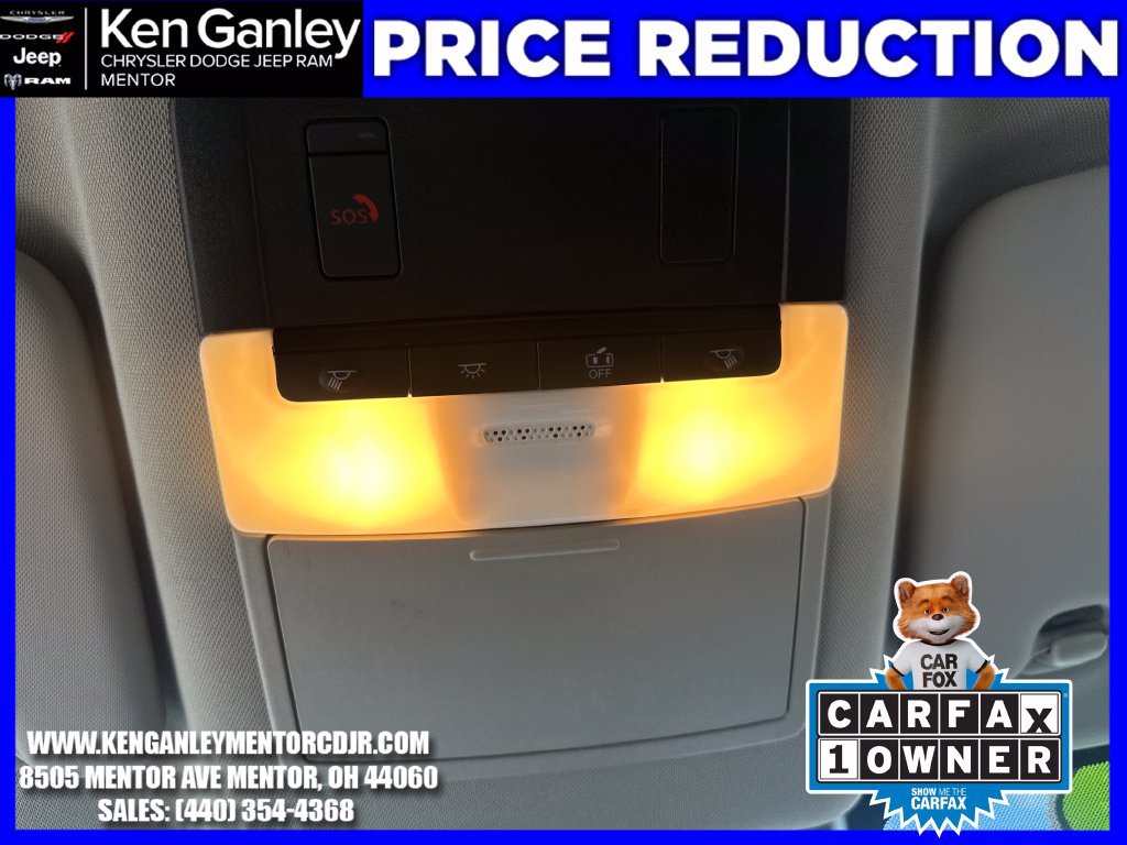 Used 2025 Nissan Rogue SV FWD image 18