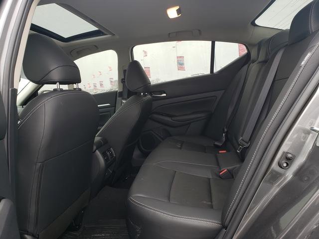 Used 2025 Nissan Altima 2.5 SL image 12