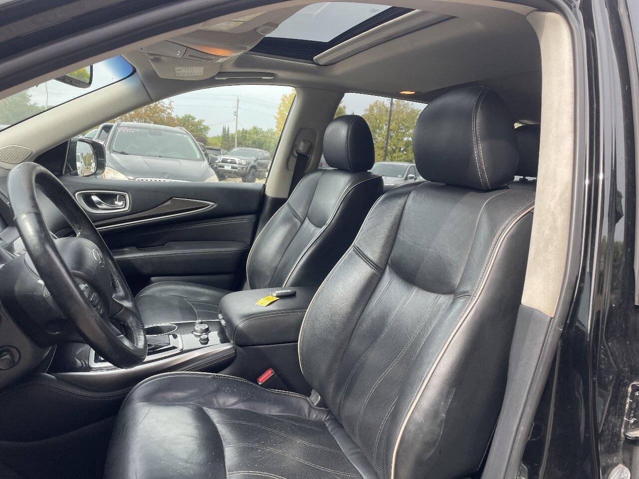 Used 2019 INFINITI QX60 Luxe w/ Essential Package AWD/4WD image 19