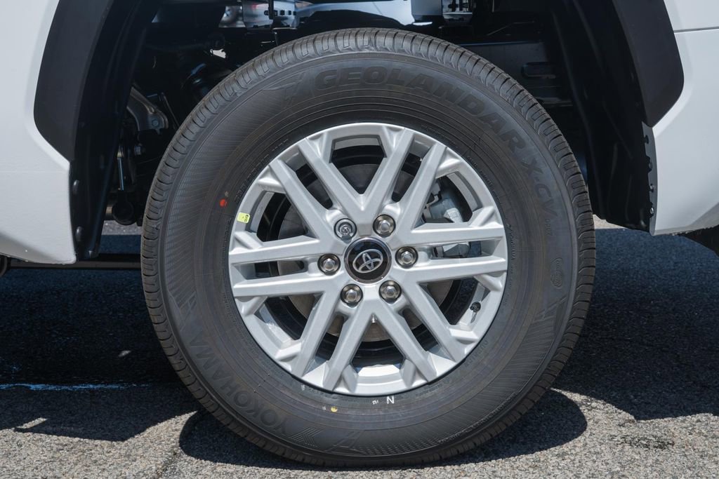 New 2026 Toyota Tundra SR5 AWD/4WD image 18