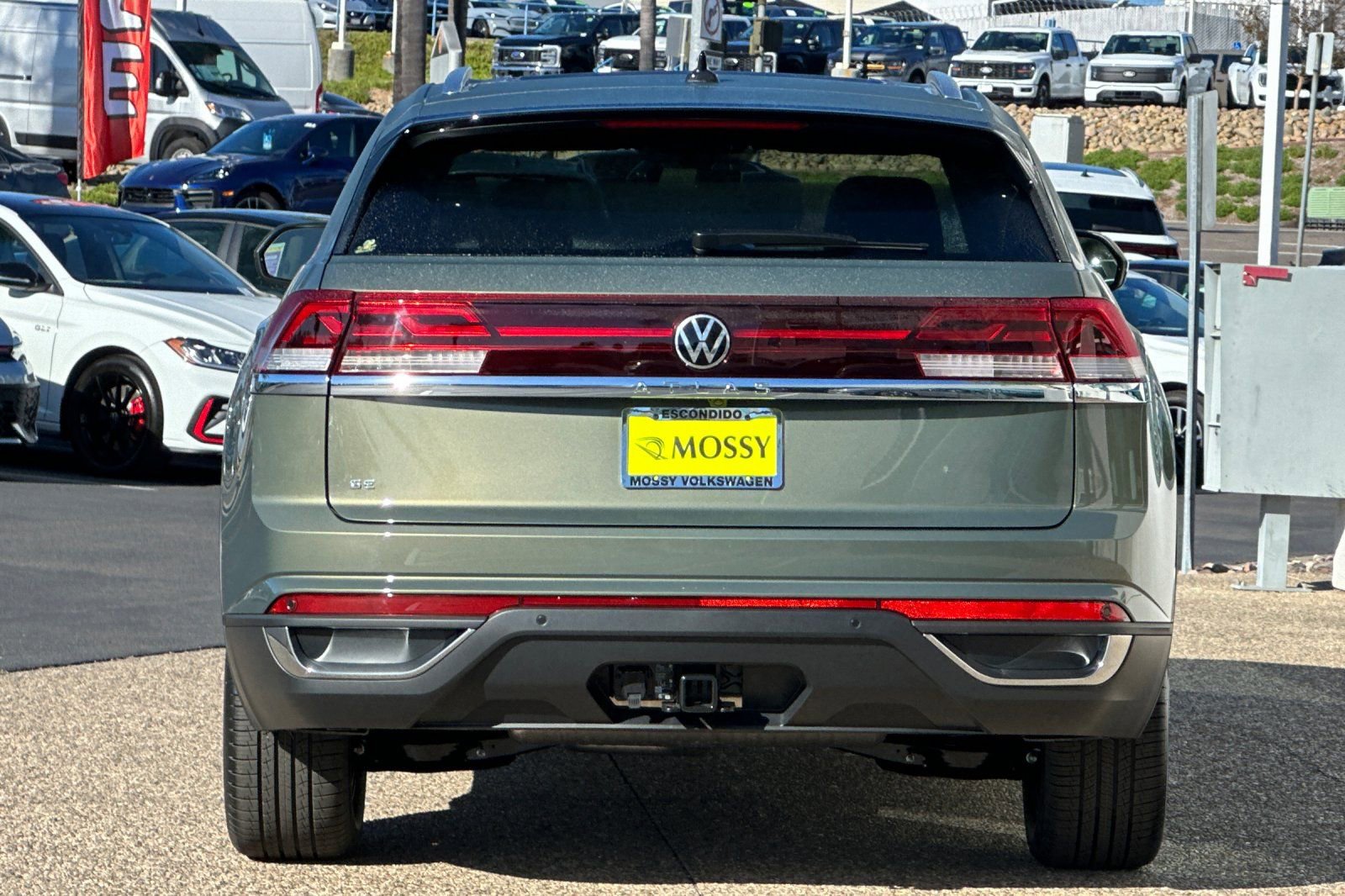 New 2026 Volkswagen Atlas Cross Sport SE image 5