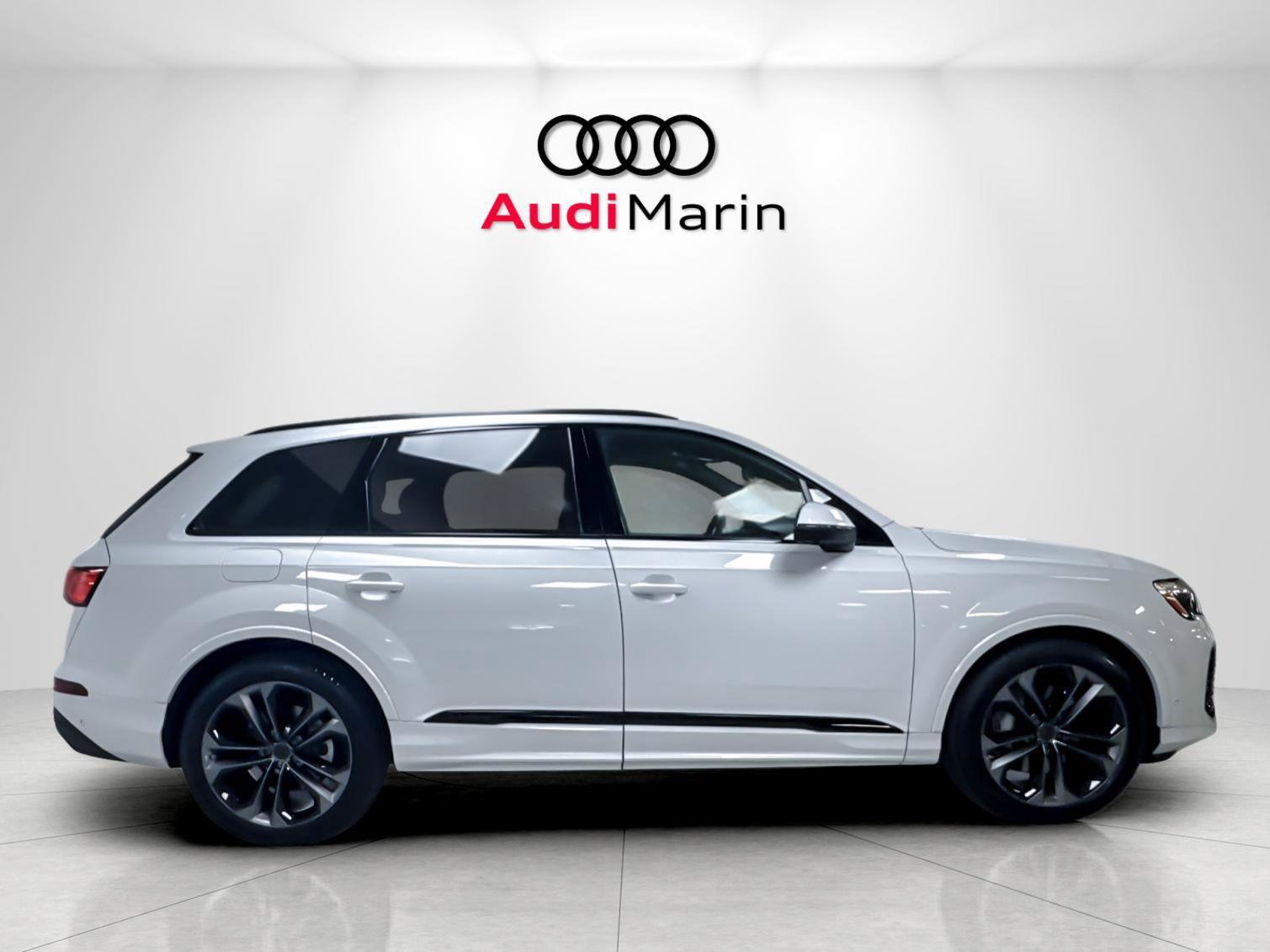 Certified 2026 Audi Q7 2.0T Premium Plus AWD/4WD image 6