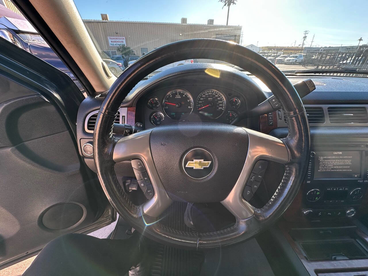 Used 2013 Chevrolet Avalanche LTZ image 14