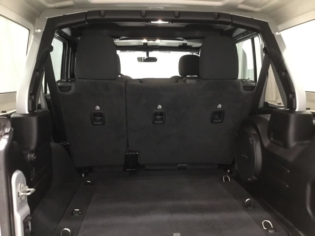 Used 2023 Jeep Wrangler Unlimited Sport w/ Uconnect 4C Nav & Sound Group AWD/4WD image 16