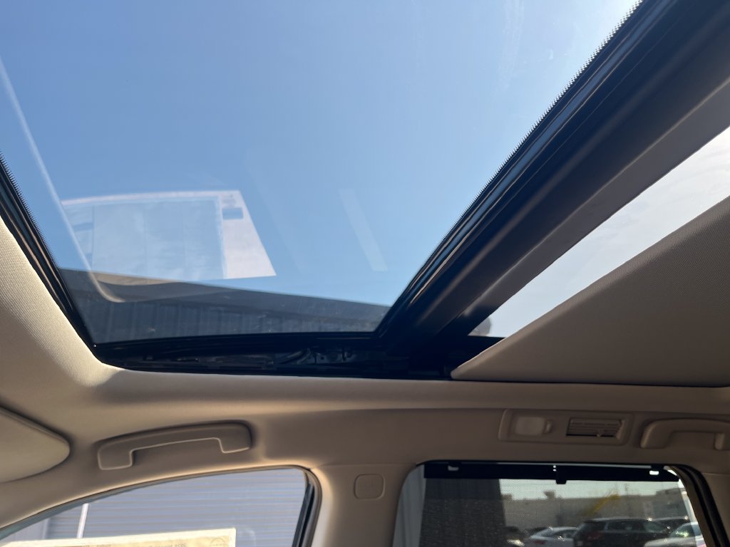 New 2026 Nissan Pathfinder Platinum w/ Cargo Package FWD image 23