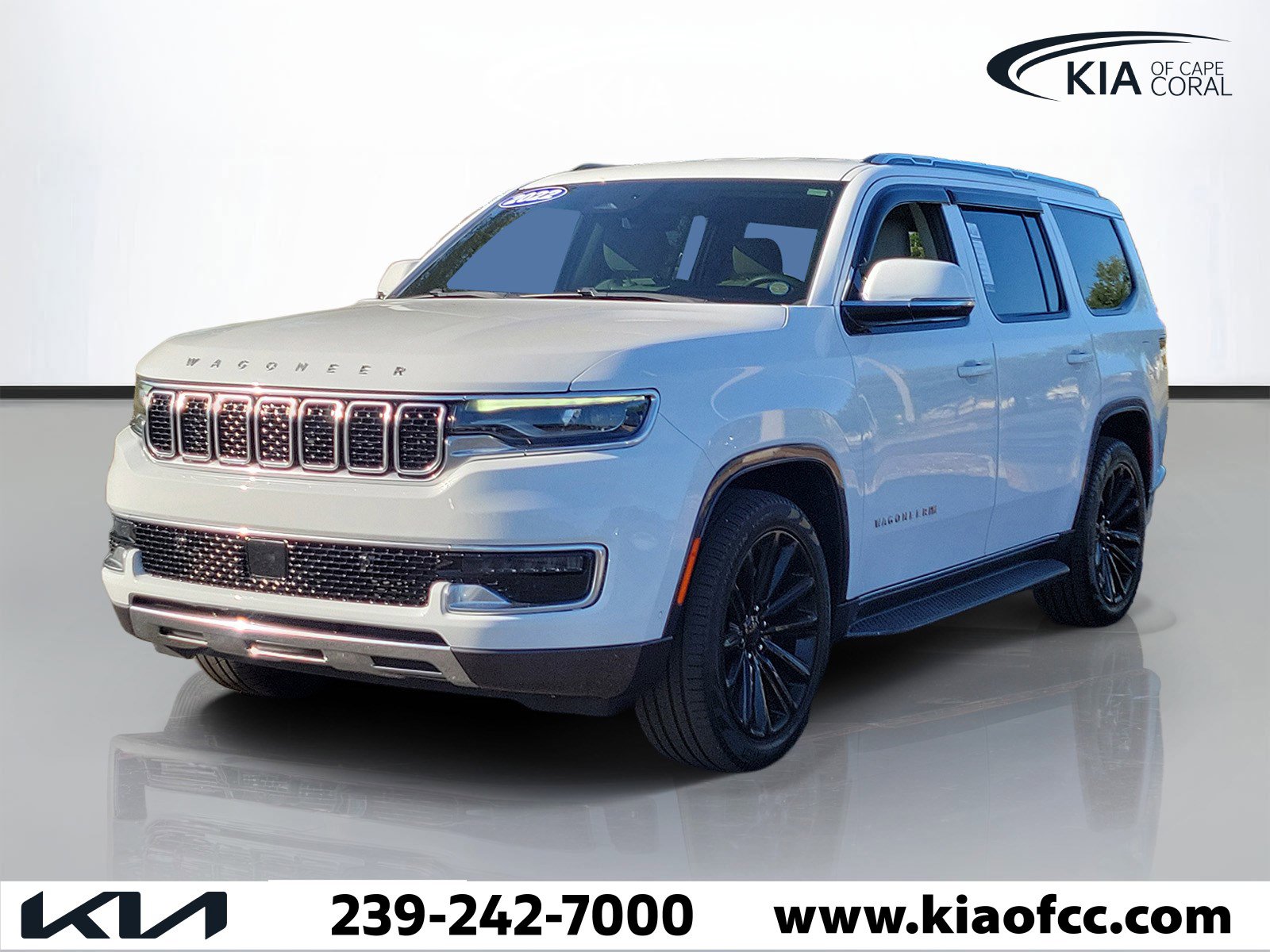 Used 2022 Jeep Wagoneer Series III w/ Flexible Seating Group image 3