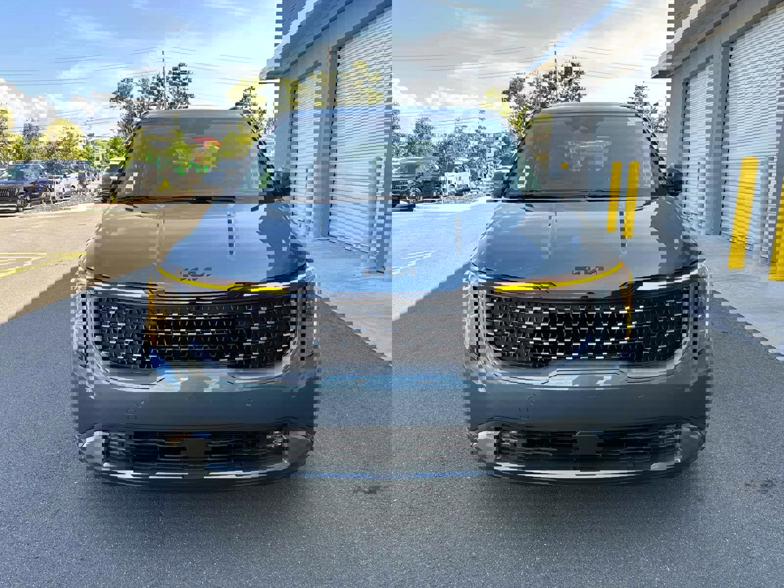 New 2026 Kia Carnival SX w/ SX Dark Edition Package image 8