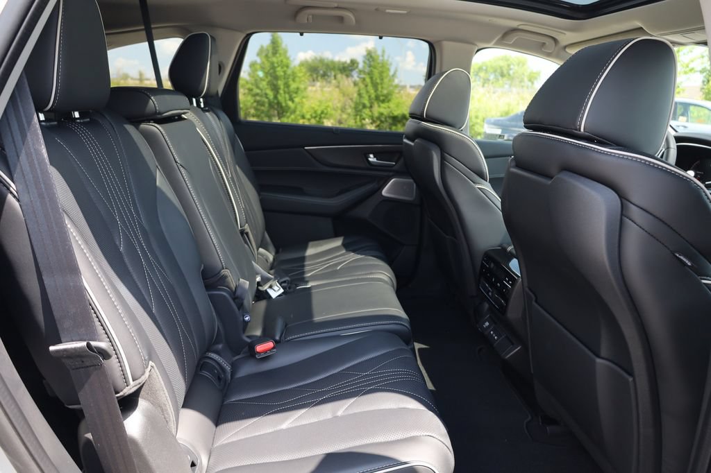 New 2026 Acura MDX w/ Advance Package AWD/4WD image 33