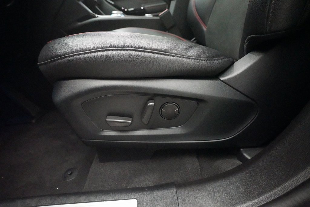 Used 2023 Ford Explorer ST-Line w/ Class IV Trailer Tow Package image 29