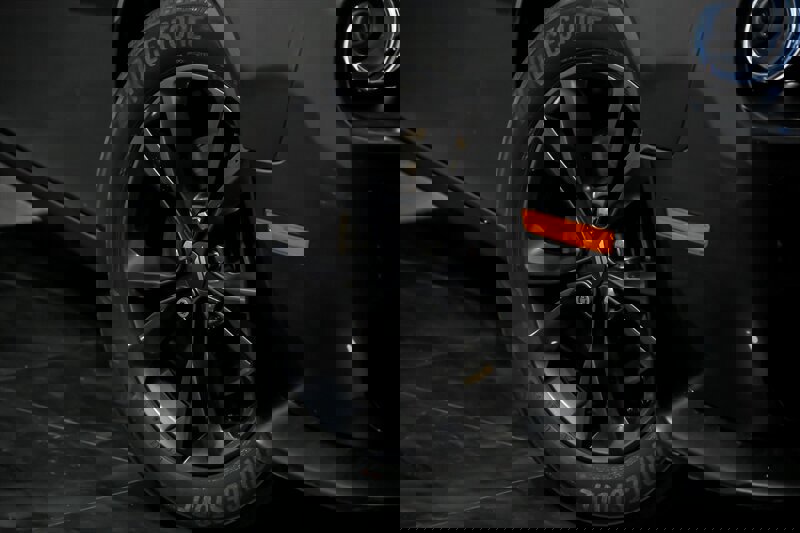 Used 2020 Dodge Challenger SXT w/ Blacktop Package image 3