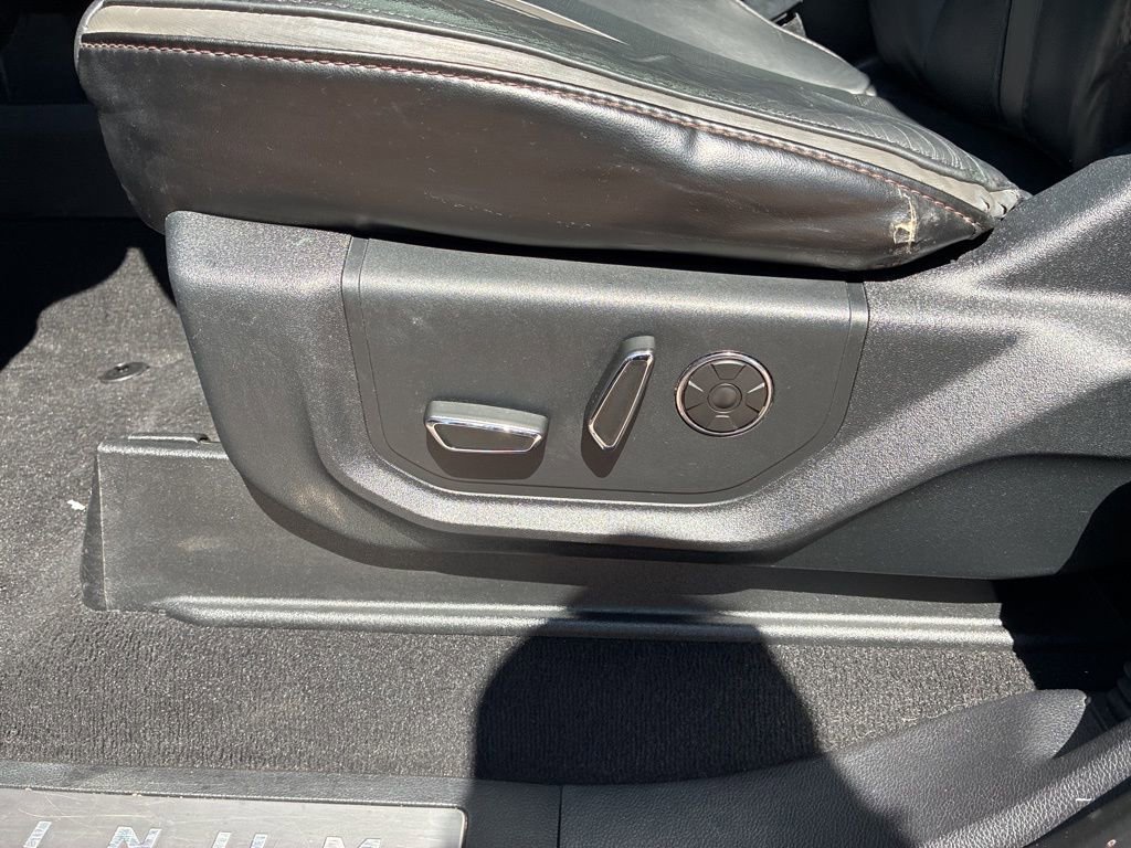 Used 2019 Ford F250 Platinum w/ Platinum Ultimate Package AWD/4WD image 27