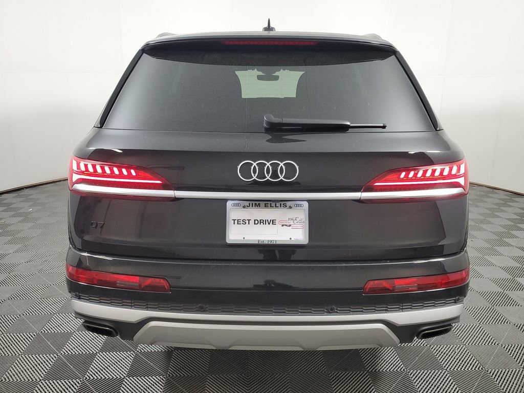 Used 2025 Audi Q7 2.0T Premium w/ Convenience Package AWD/4WD image 5