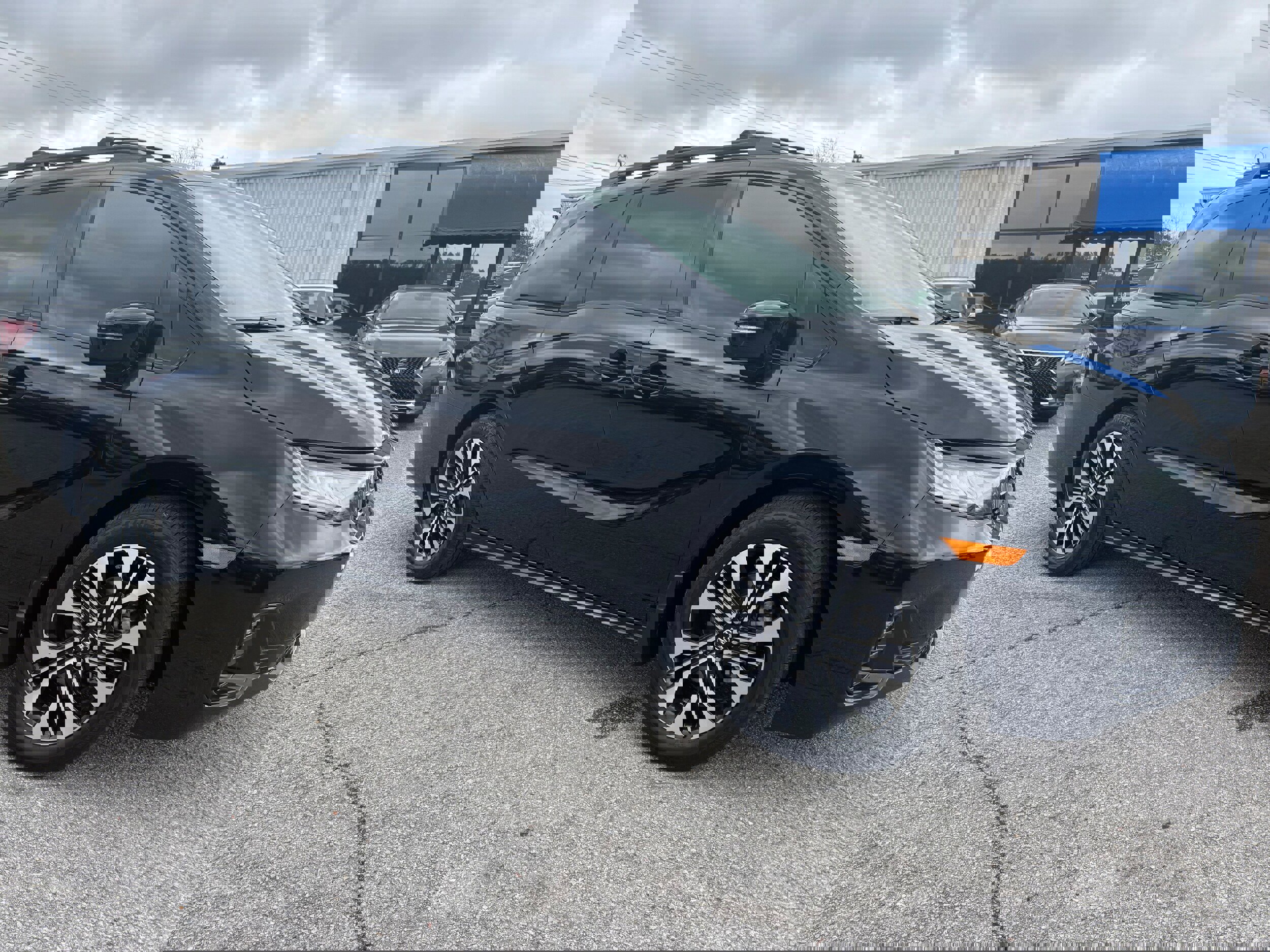 Used 2025 Honda Odyssey Elite image 3