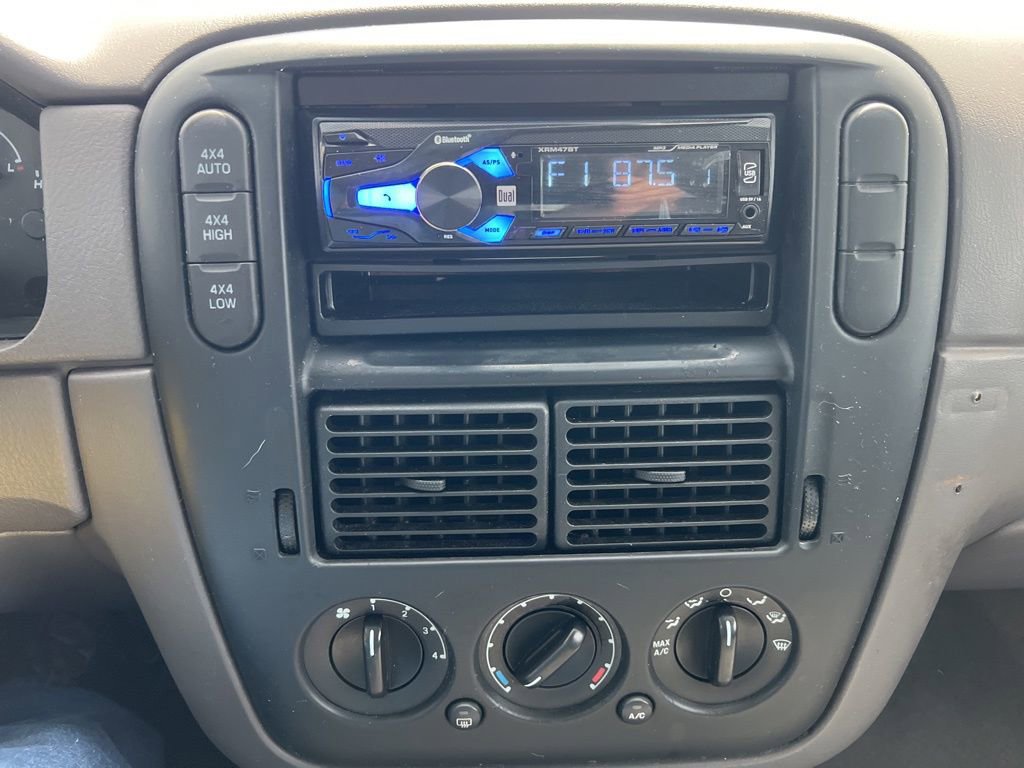 Used 2002 Ford Explorer XLS AWD/4WD image 25